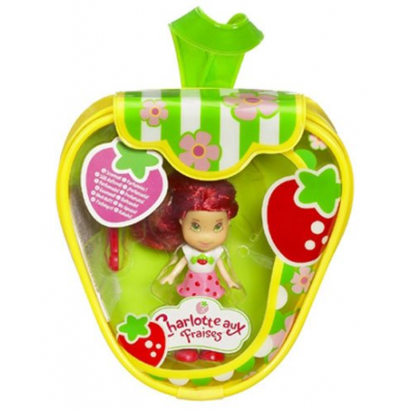 poupee-charlotte-aux-fraises-215kmx.png